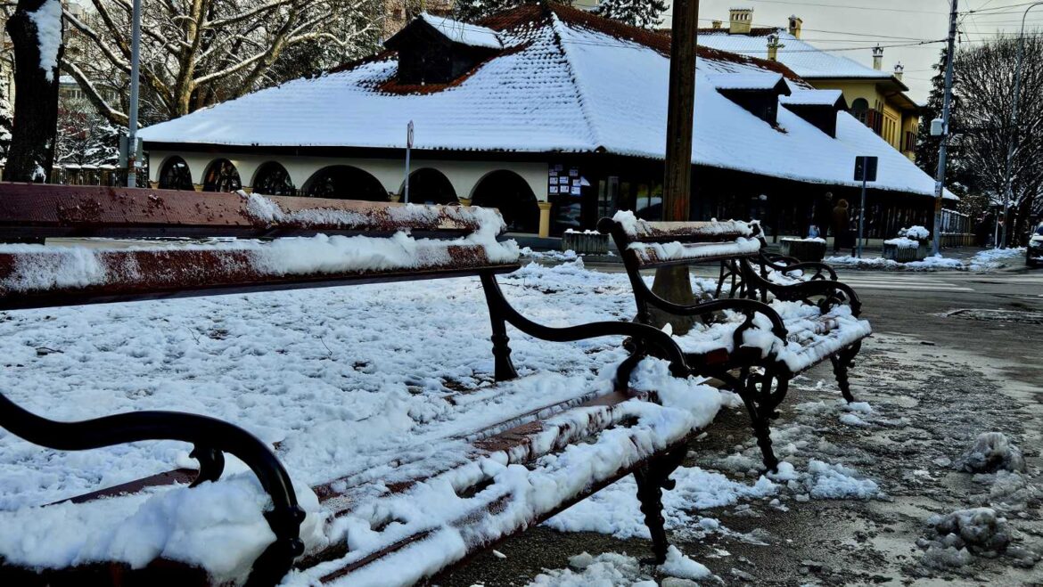 vreme, sneg, marger, crkva 2