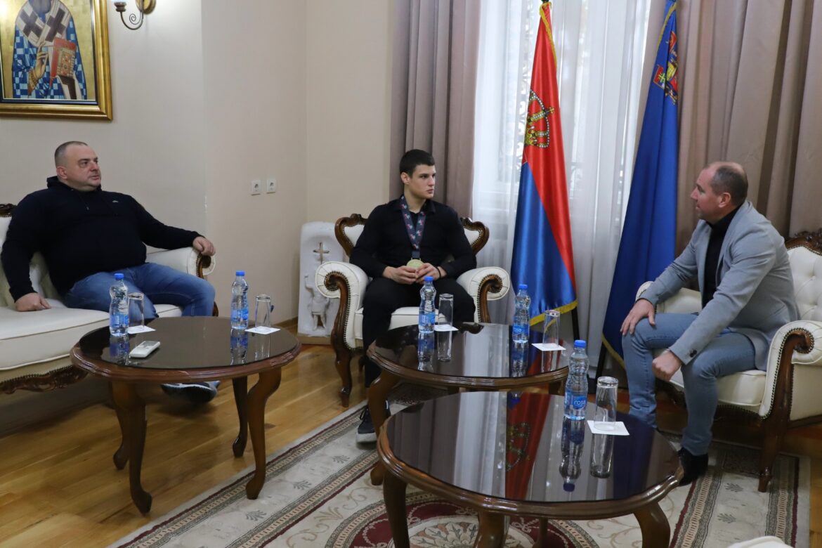 jovan stevanovic u gradskoj kuci 4
